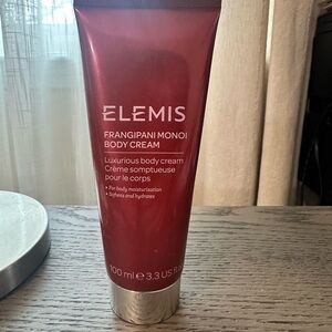 ELEMIS Frangipani Monoi Body Cream - Red